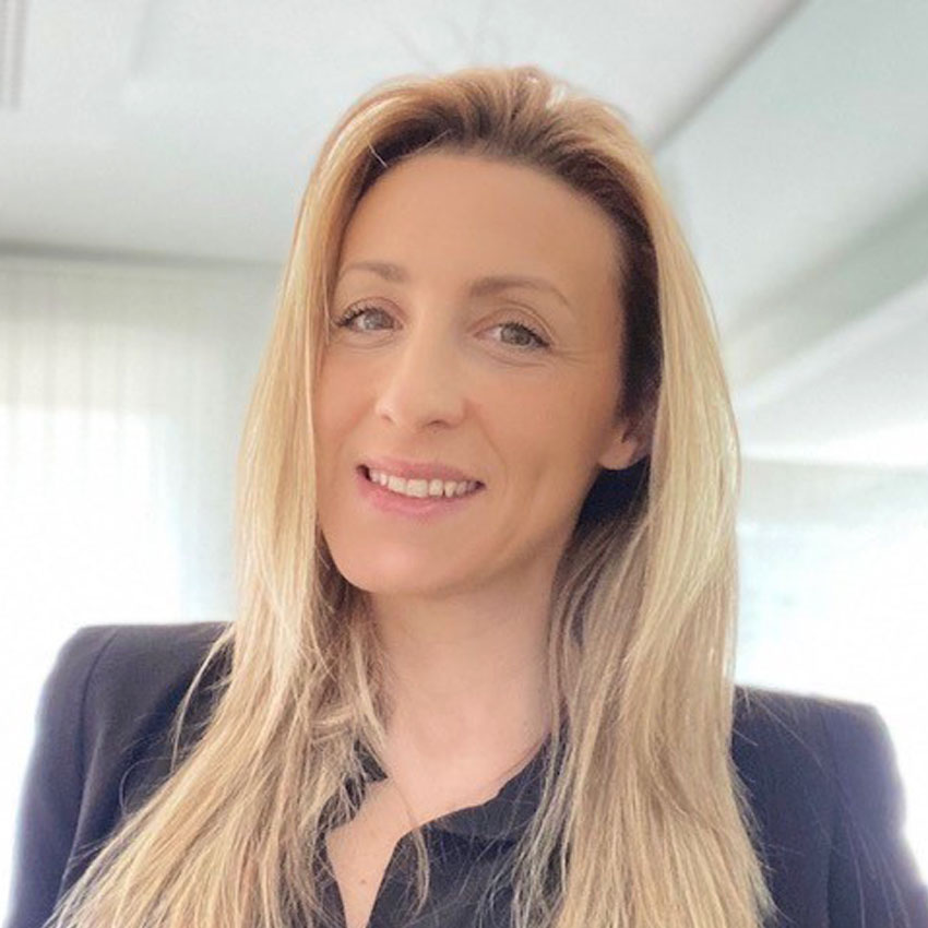 Privat Jet mieten Federica Faja AEROX - Ihre persönliche AEROX Ansprechpartnerin